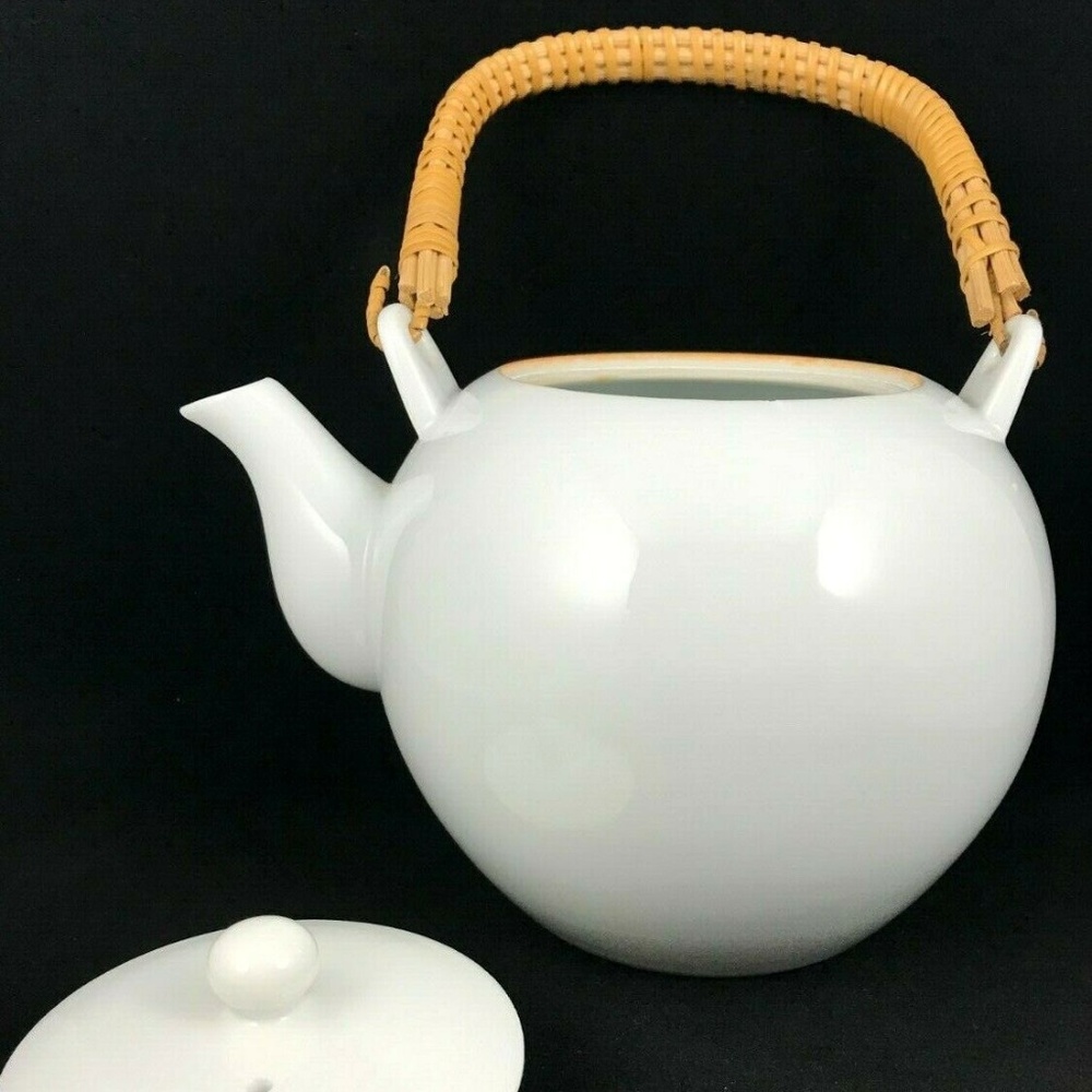 Vintage Otagiri White Porcelain Teapot
